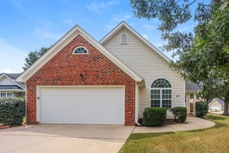 Building Photo - 40 Belltree Cir