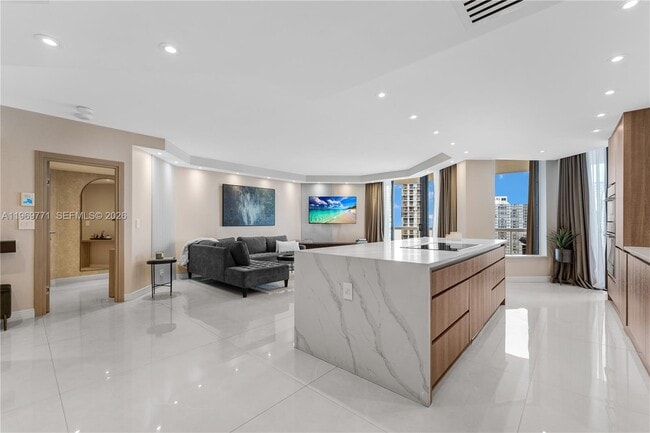 Building Photo - 20191 E Country Club Dr