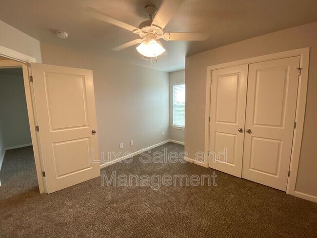 Building Photo - 12010 Rhya Ln
