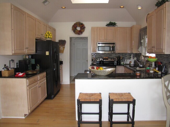 Building Photo - Sea Pines
