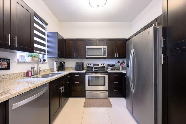 Building Photo - 12753 SW 131st Terrace