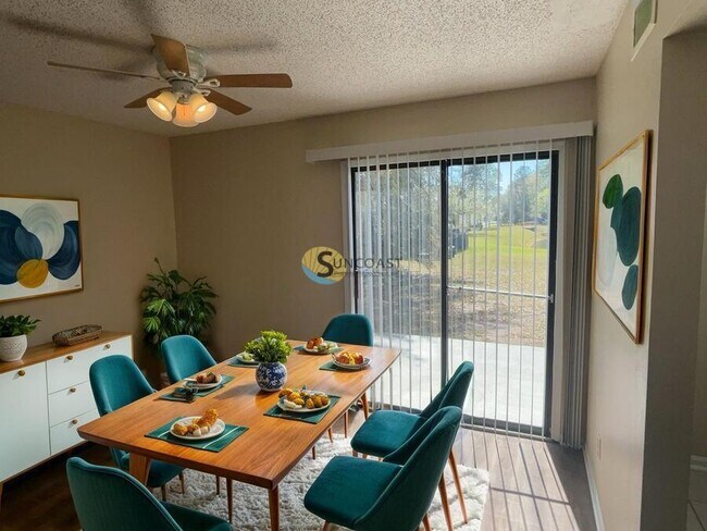 Building Photo - 8702 Bandera Cir S