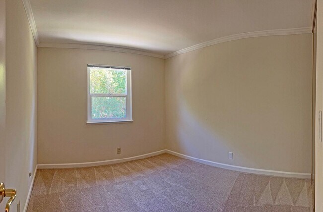 Building Photo - 1448 Carnot Dr