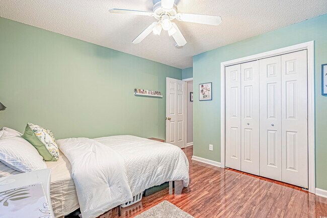 Building Photo - 4930 Windsor Green Way