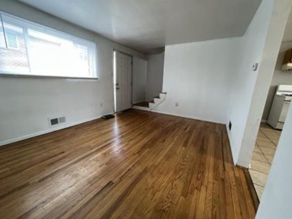 Building Photo - 442 Brierly Ln