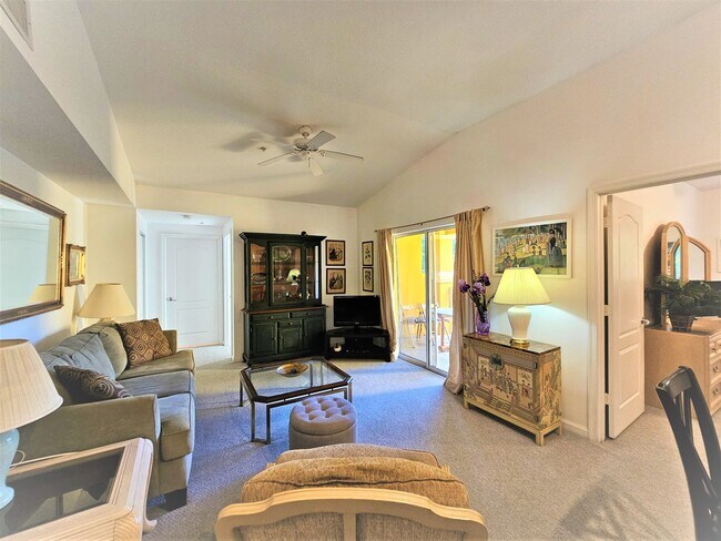 Building Photo - 5050 Fairways Cir