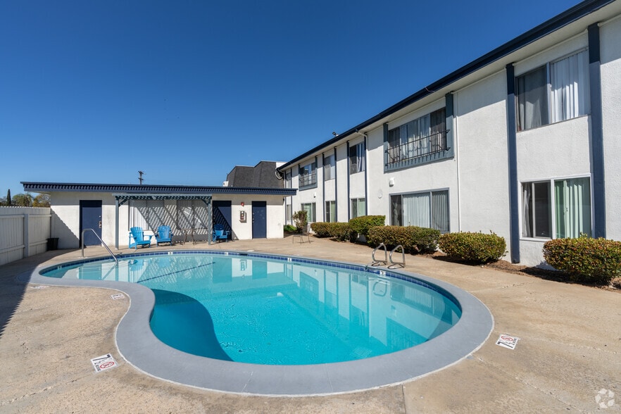 Building Photo - Terre at Sandalwood