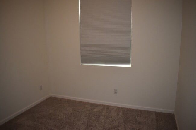 Building Photo - 3591 Sunstone Ct