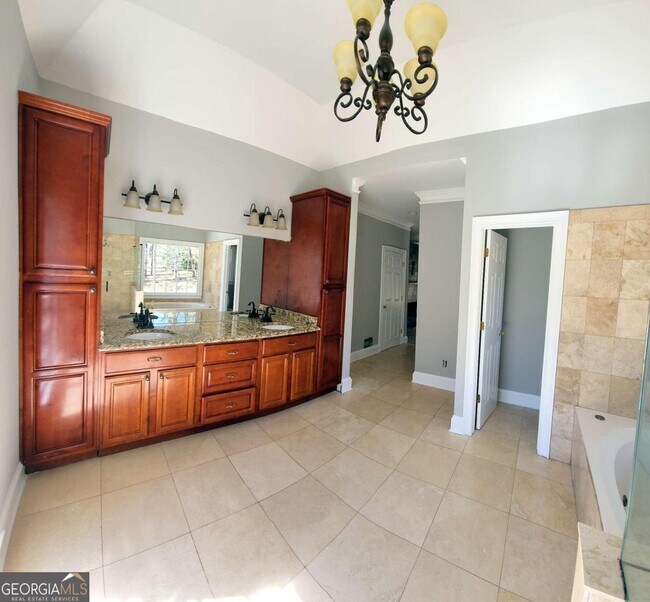 Building Photo - 105 Cartier Ct