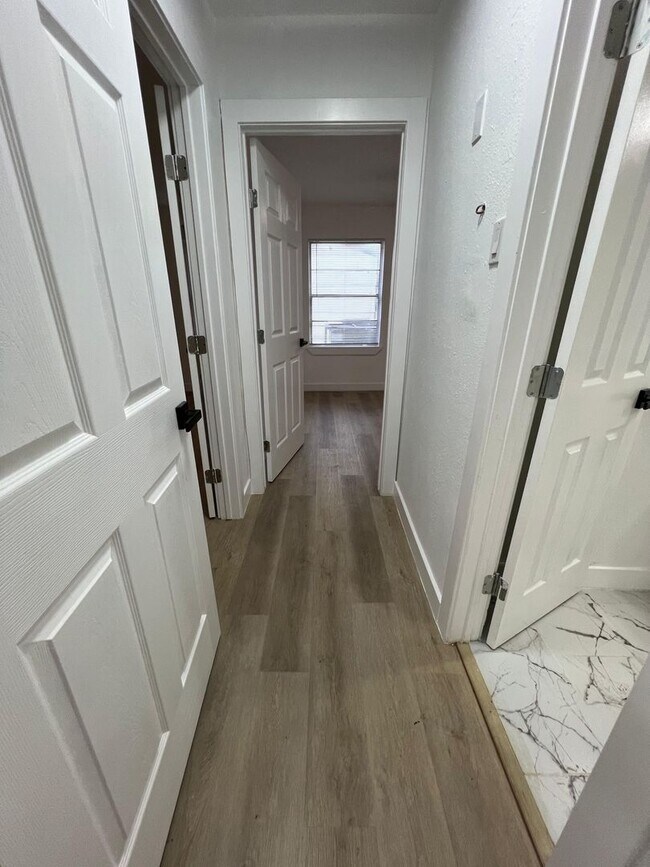 Building Photo - Gorgeous all renovated Home in Houston TX,...