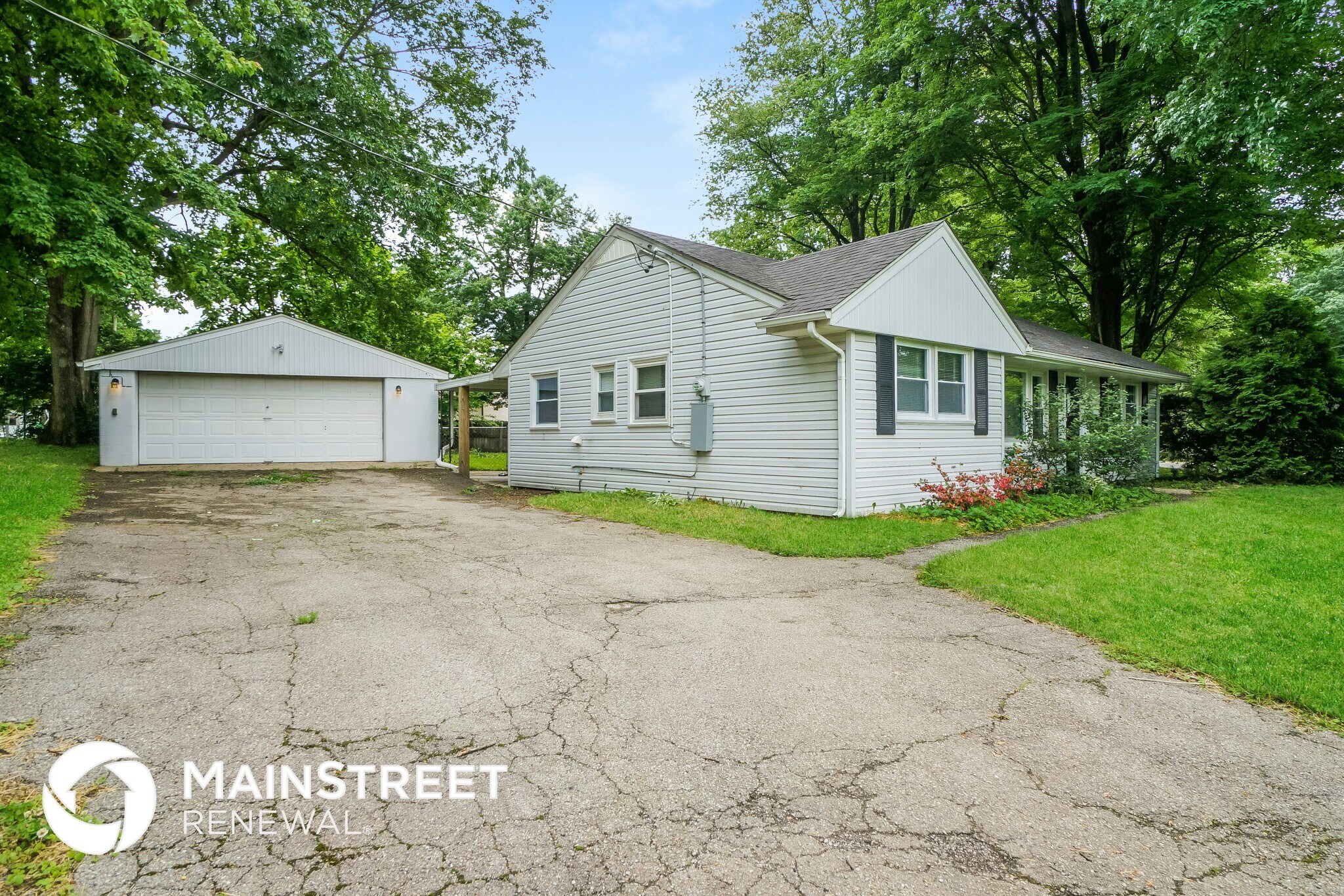Building Photo - 9211 Aristides Dr