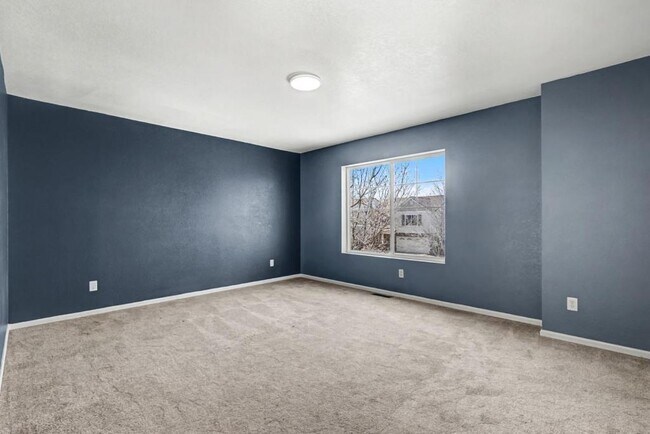 Building Photo - 3907 Heatherwood Cir