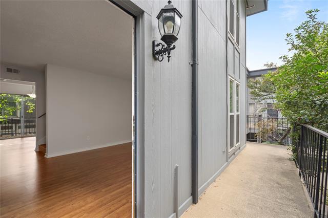 Building Photo - 4020 Holland Ave
