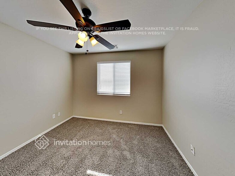Building Photo - 2080 S Pheasant Dr
