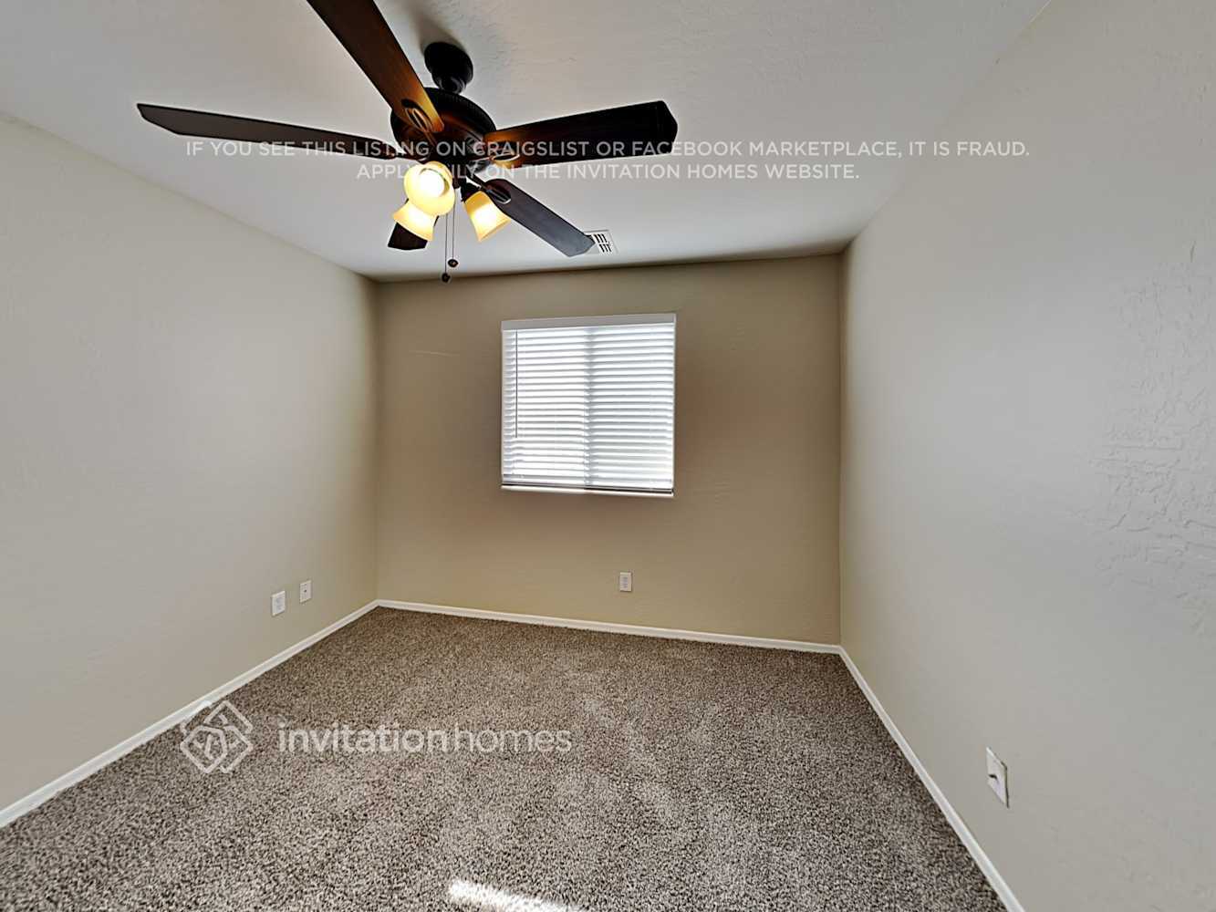 Building Photo - 2080 S Pheasant Dr