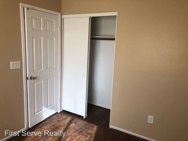 Building Photo - 3 br, 2.5 bath House - 3565 Terraza Mar Ave.