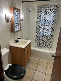 Building Photo - 808 St Patrick St