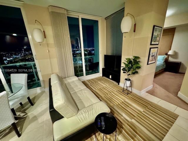 Building Photo - 315 NE 3rd Ave