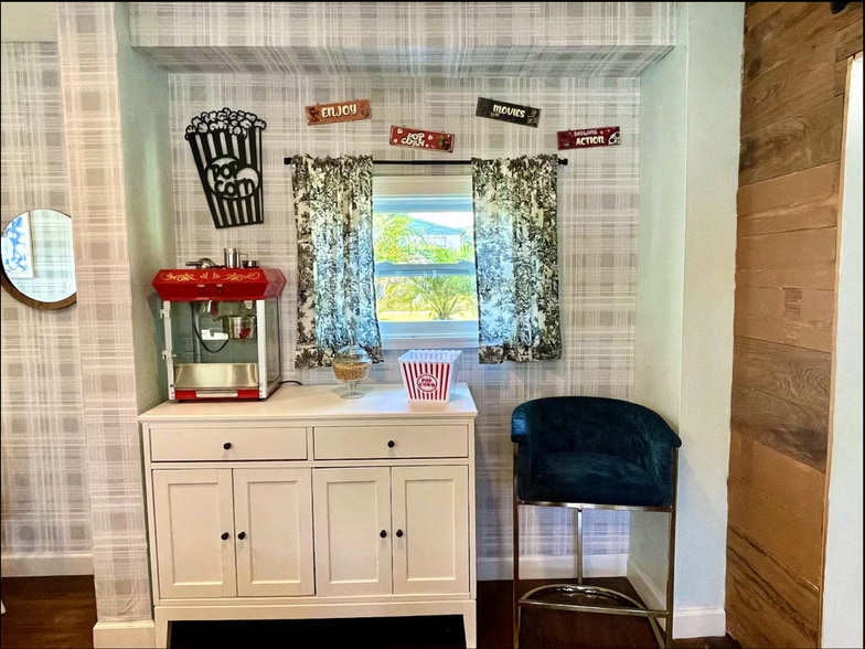 popcorn/coffee/pantry area - 3319 W Paul Ave