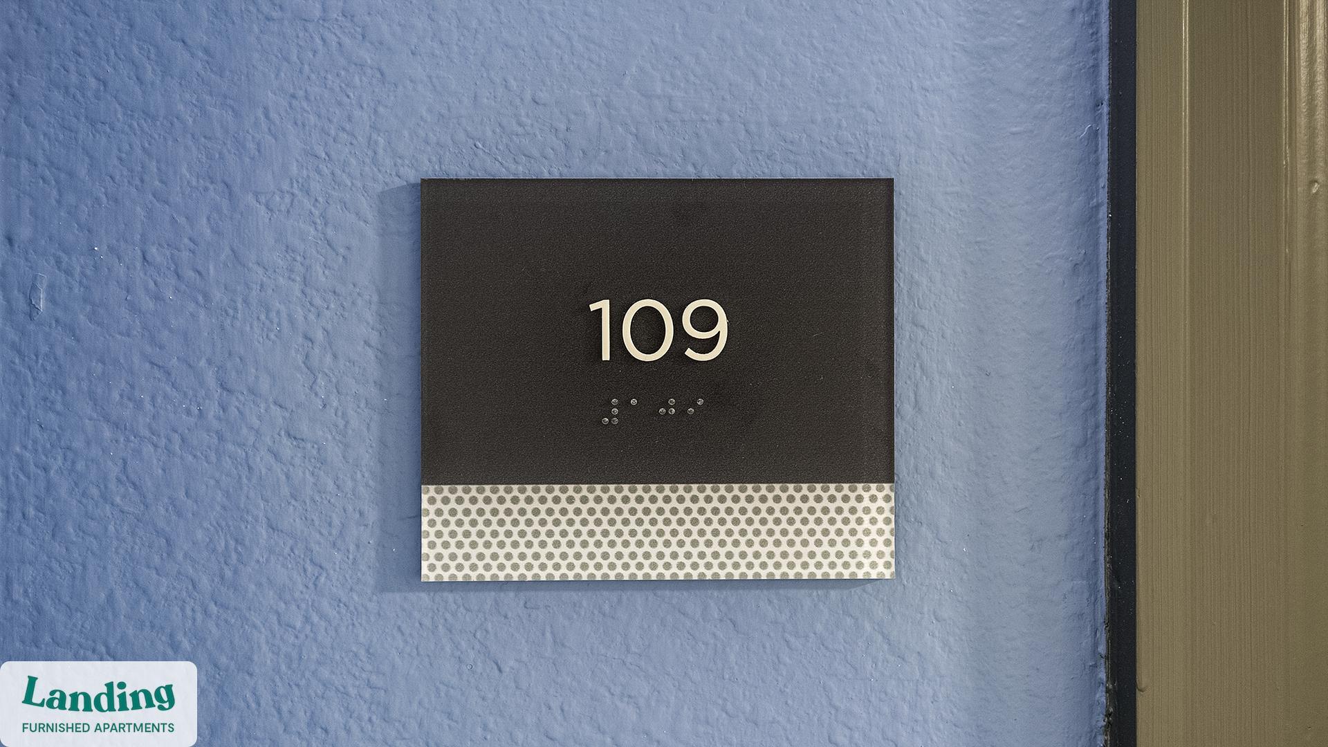 Building Photo - 7166 W Custer Ave