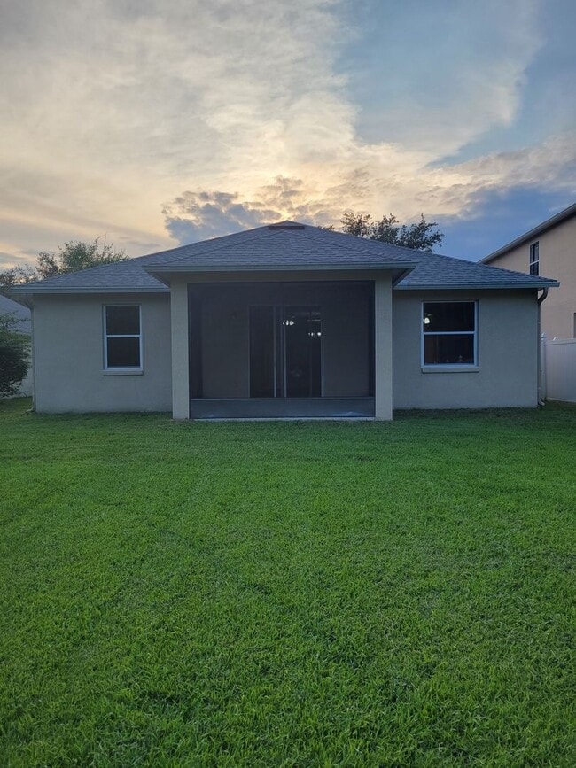 Building Photo - Andover Cay Single Story House with Large Back Yard
