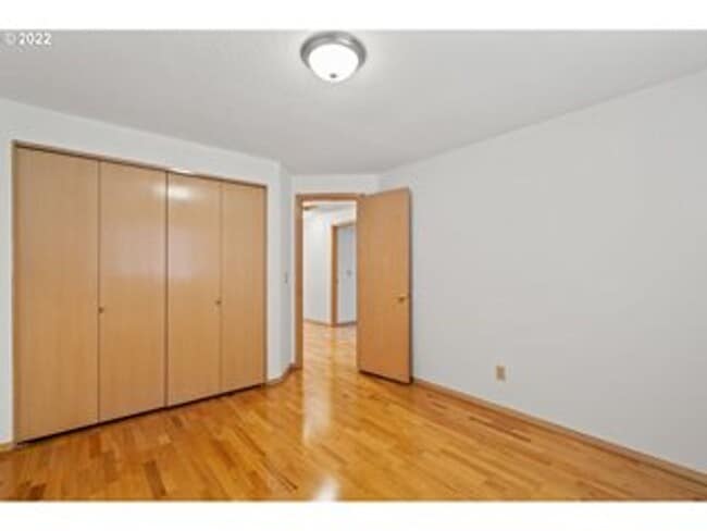 Building Photo - Single Level in Desirable Tigard Neighborhood