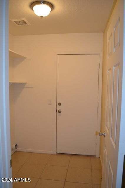 Building Photo - 1123 N 88th Pl