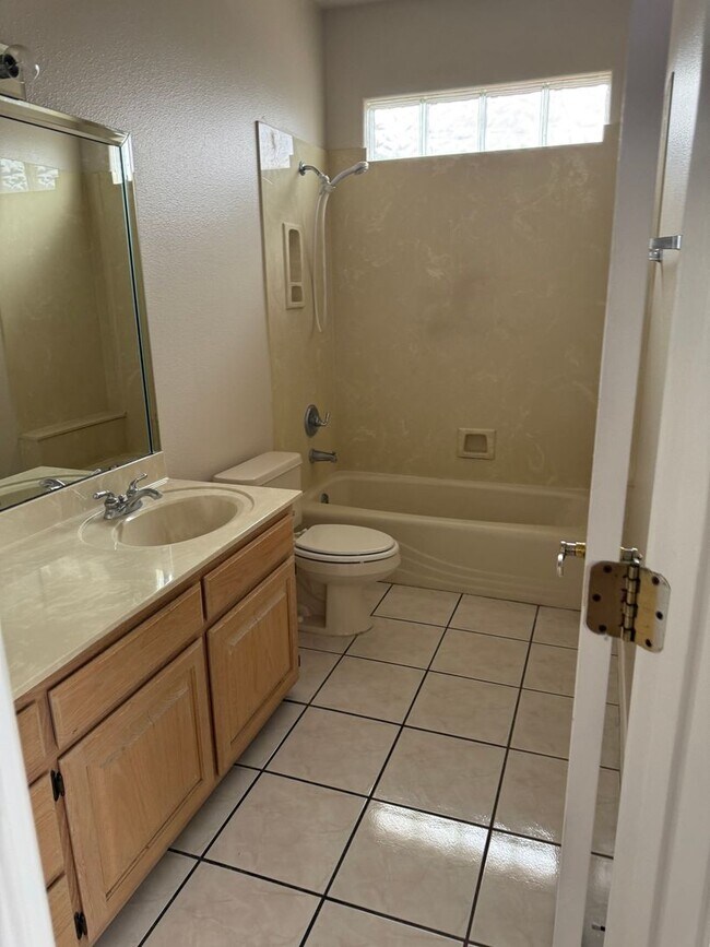 Building Photo - 5710 Balsa Ct