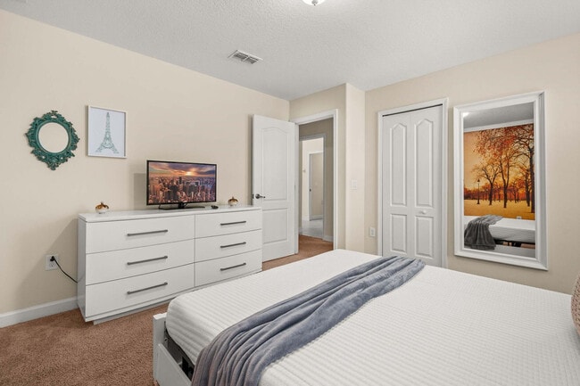 Building Photo - 1429 Wexford Way