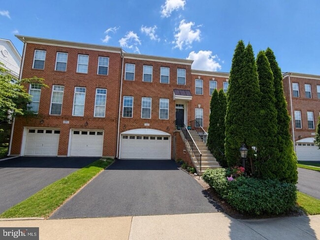 Building Photo - 24697 Siltstone Square