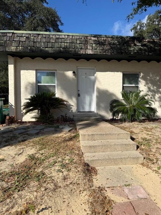 Primary Photo - 608 W Sunset Blvd