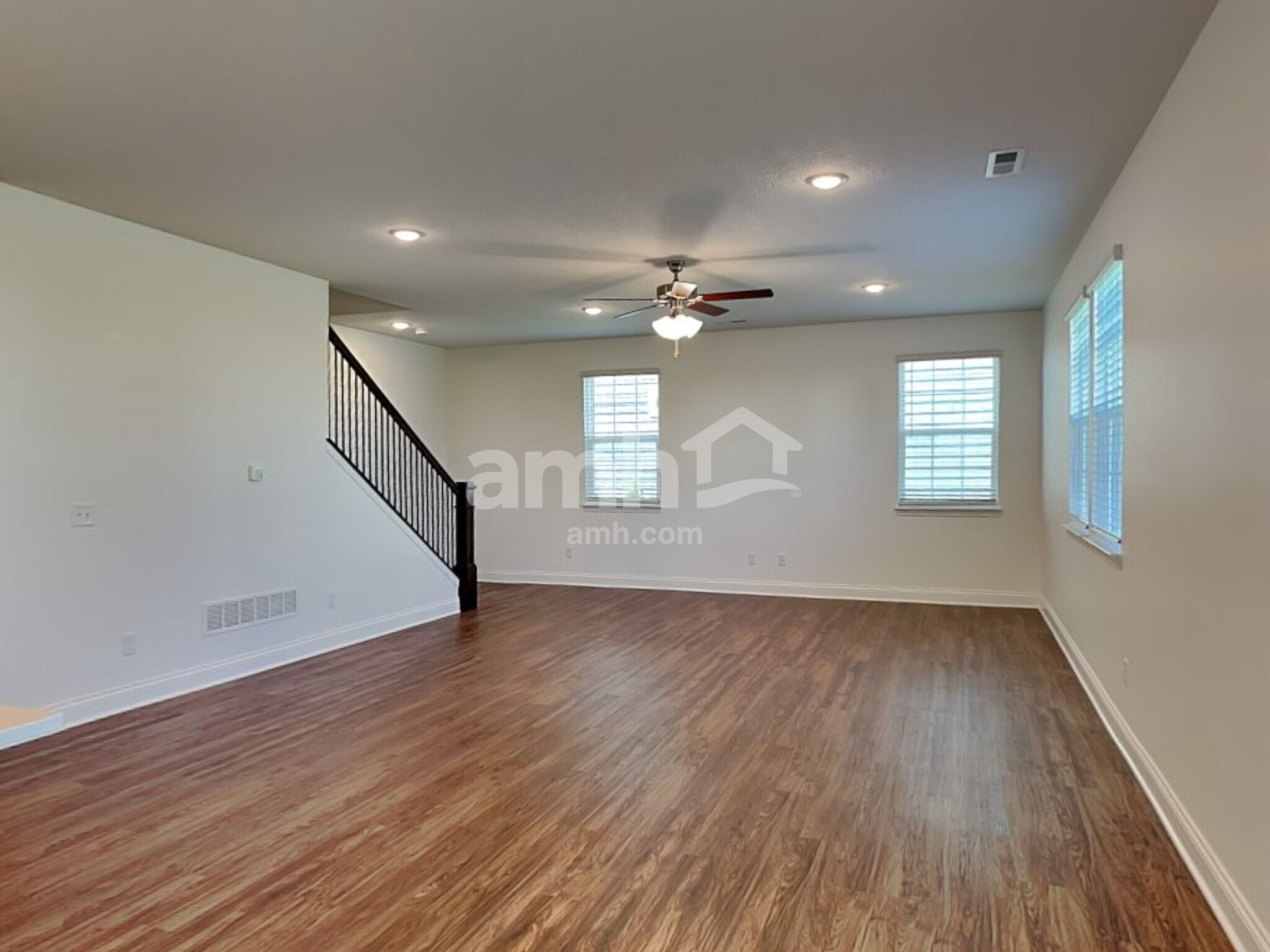 Building Photo - 8399 Northpoint Dr