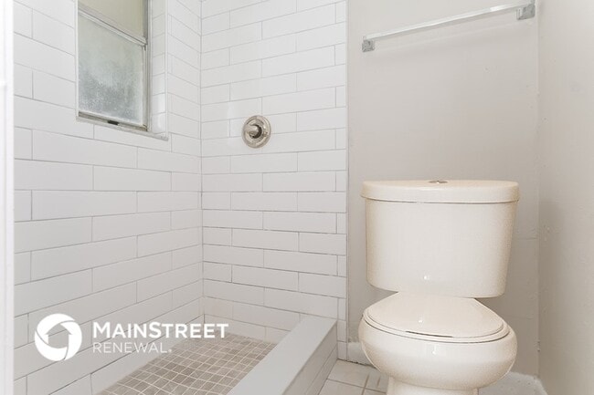 Building Photo - 1442 Oak Valley Dr