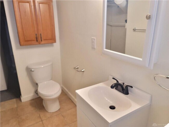 Building Photo - 3 Bedroom, 2 Bath w/Full Finished Basement and Lots of Charm