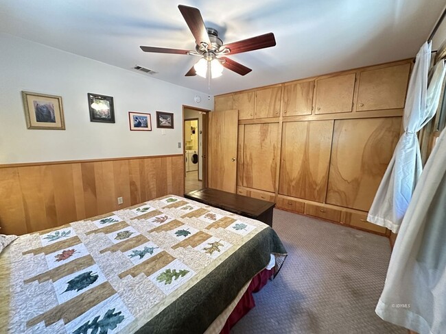 Building Photo - 26748 Mcmahan