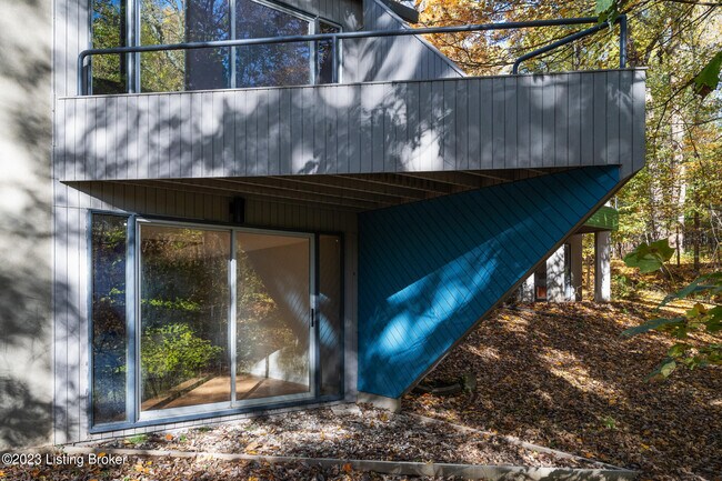 Building Photo - 6 Glen Arden Rd