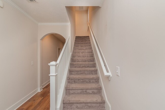 Building Photo - Beautiful and spacious 2 Story in Summerton Village!   ** HOLIDAY SPECIAL! **