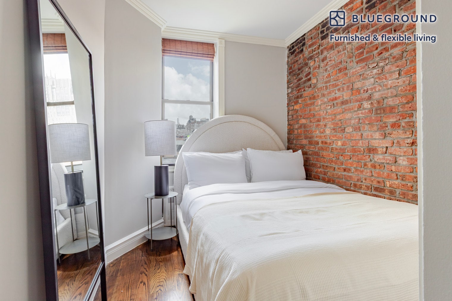 Building Photo - 234 E 14th St