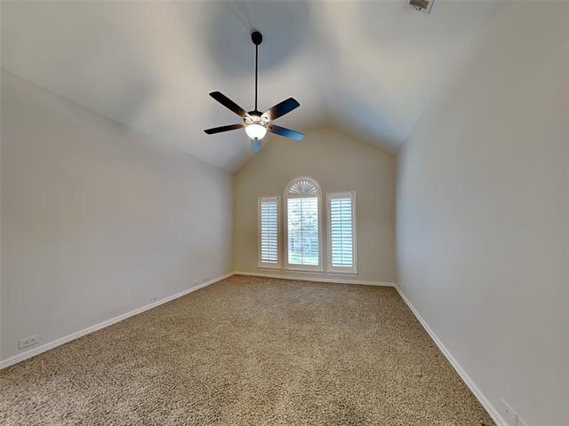 Building Photo - 1417 Tree Farm Dr