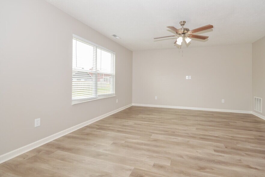 Building Photo - 2338 Ashton Ln