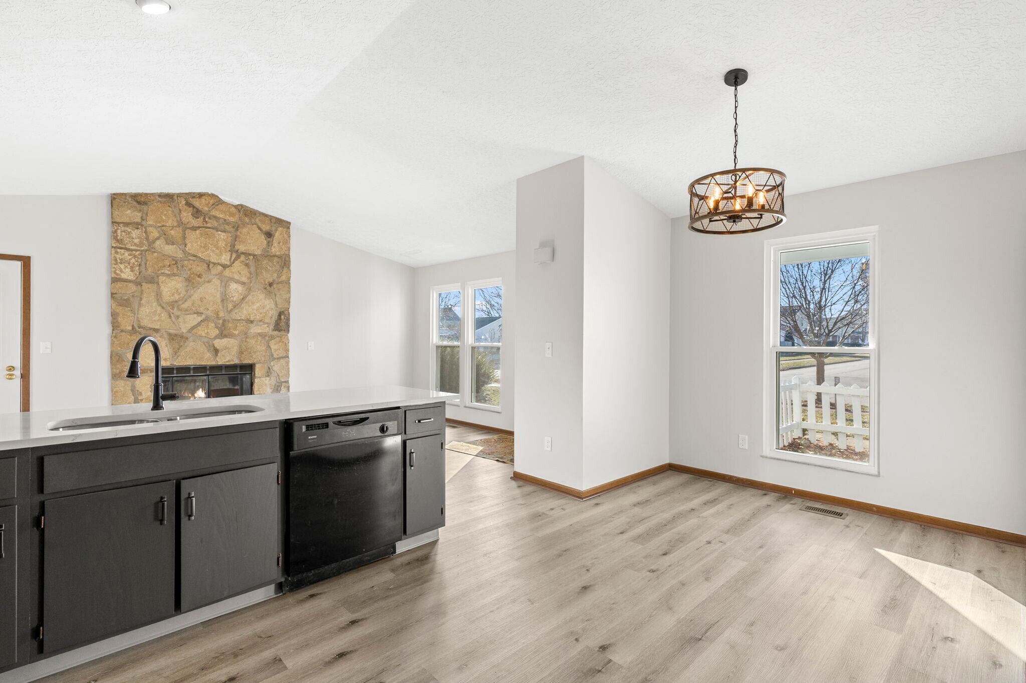 Building Photo - 1800 Weather Stone Ln