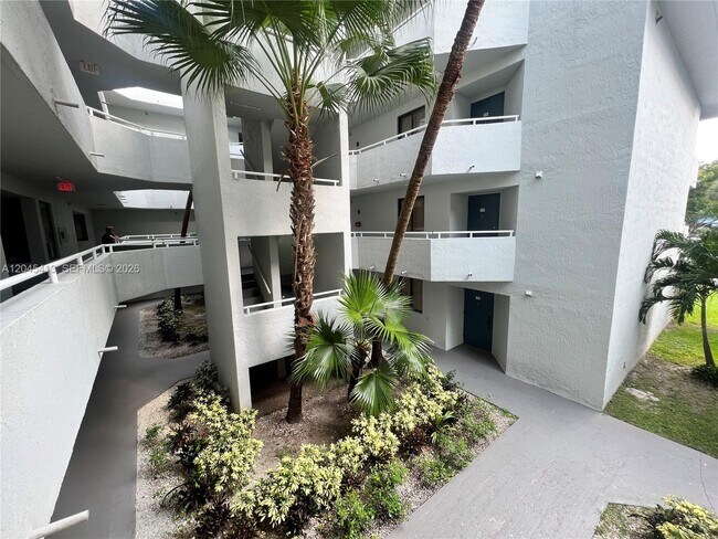 Building Photo - 8255 SW 152nd Ave