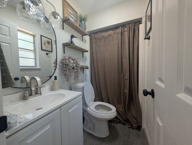 Building Photo - 4603 Verbena St