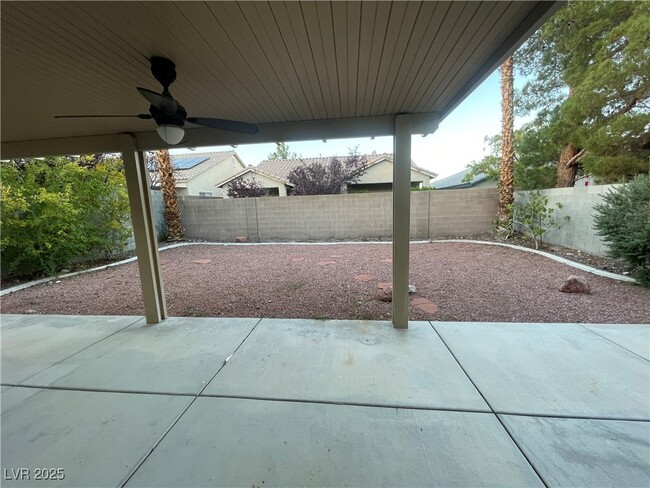 Building Photo - 10270 Spider Rock Ave