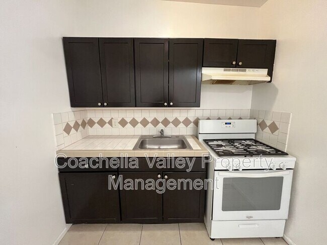 Building Photo - 31822 Avenida El Pueblo