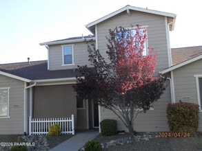 Building Photo - 7036 N Lantern Ln E