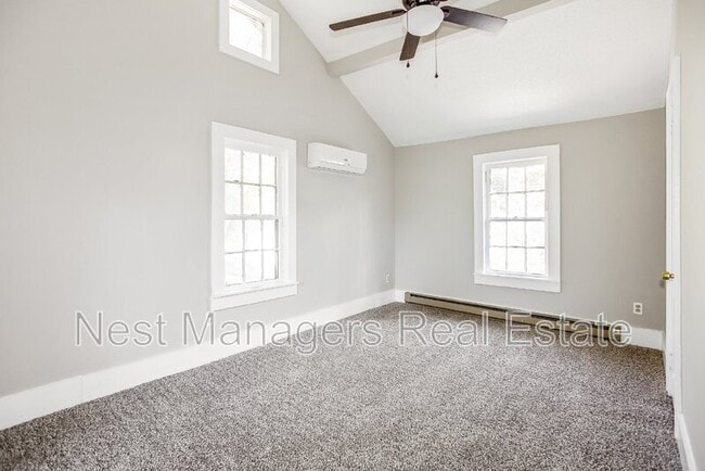 Building Photo - 210 Sedberry St