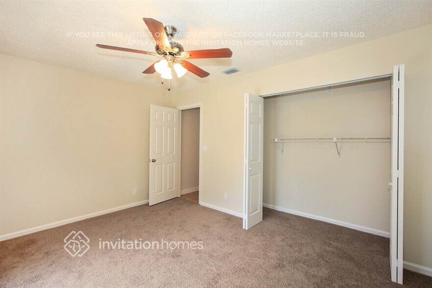 Building Photo - 5148 NW 47th Ave