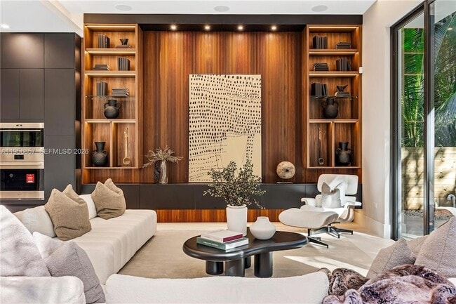 Building Photo - 2805 Freeman St