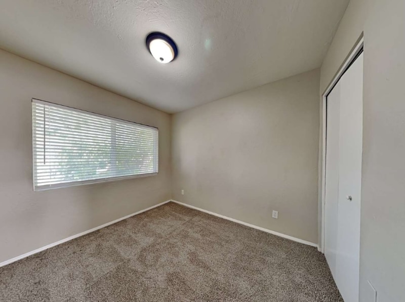 Building Photo - 12956 W Desert Ln